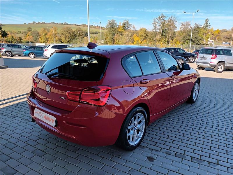 BMW Řada 1 1,5 118i,100kw,ČR,AT, - fotka 5 z 38