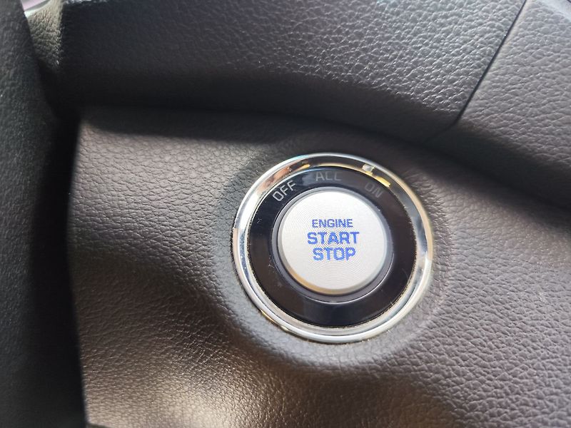 Hyundai Tucson 2.0 CRDi/136kW Premium AT 4x4 - fotka 32 z 37