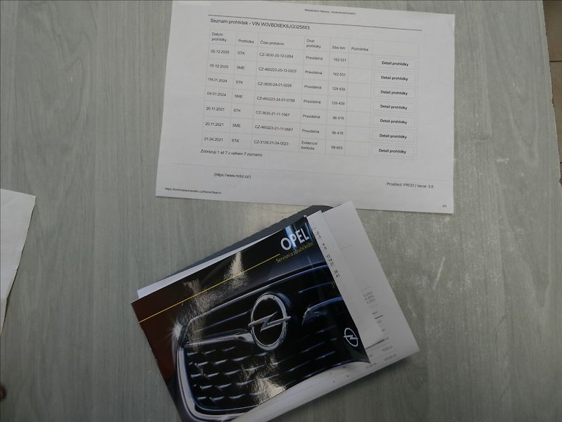 Opel Astra 1,6 CDTi 81kW,2x kola,serviska - fotka 33 z 40
