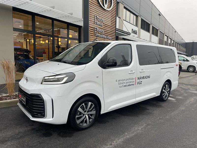 Toyota ProAce Verso 2.0D-4D 144HP M/T Business 8S - fotka 2 z 30