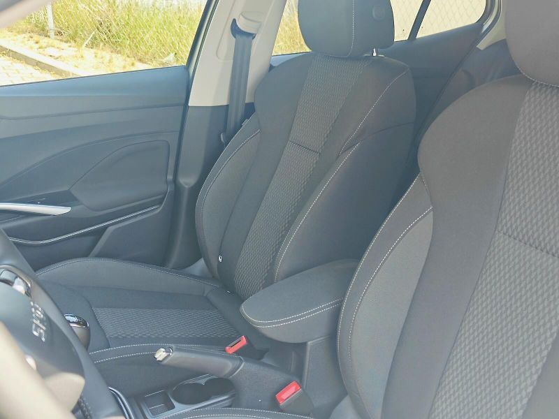 Škoda Fabia (2025) 1,0 TSI 70 kW 130 LET PREMIUM - fotka 12 z 39