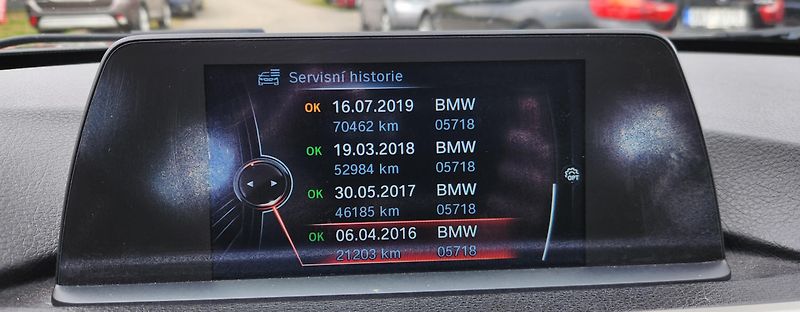 BMW Řada 3 (2015) 3 - 2.0d*XENON*AUTOMAT*TAŽNÉ* - fotka 41 z 50