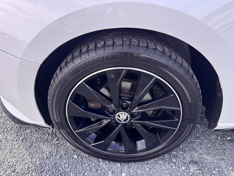 Škoda Fabia III MONTE CARLO, 1.0 TSi, 70kW - fotka 4 z 18