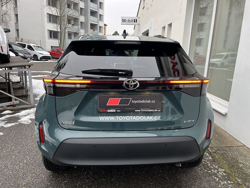 Toyota Yaris Cross 1.5 HEV CVT (2x4) Style - fotka 6 z 27