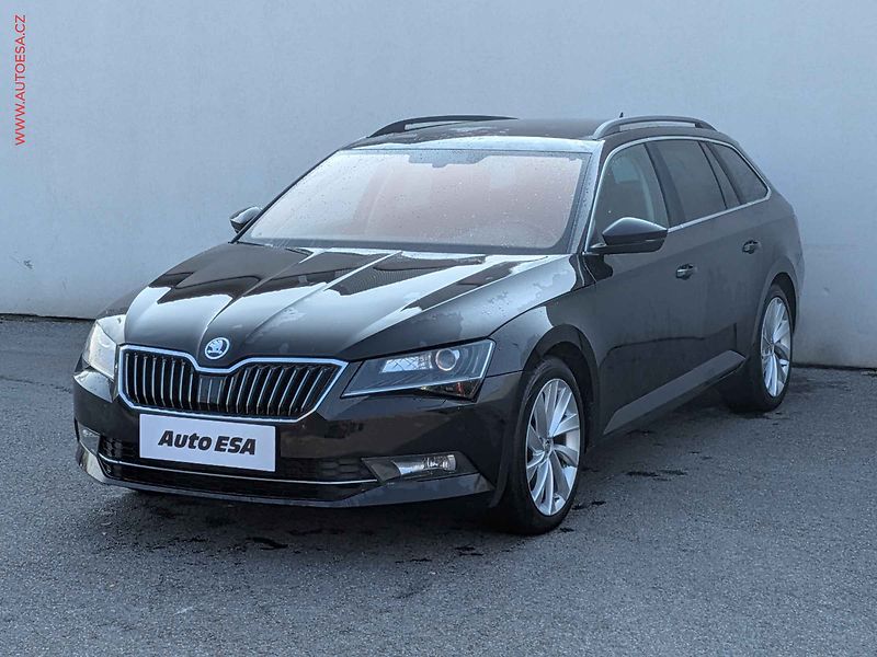 Škoda Superb (2016) 2.0 TDi, ČR, Ambition, bixen - fotka 3 z 16