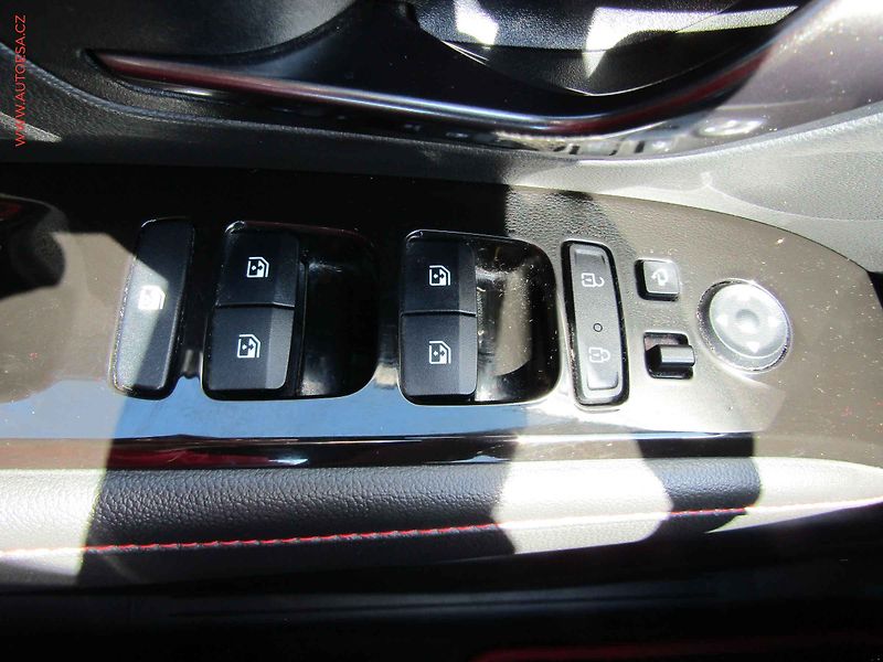 Hyundai Tucson (2021) 1.6TGDi, 1.maj,ČR, servis - fotka 12 z 21