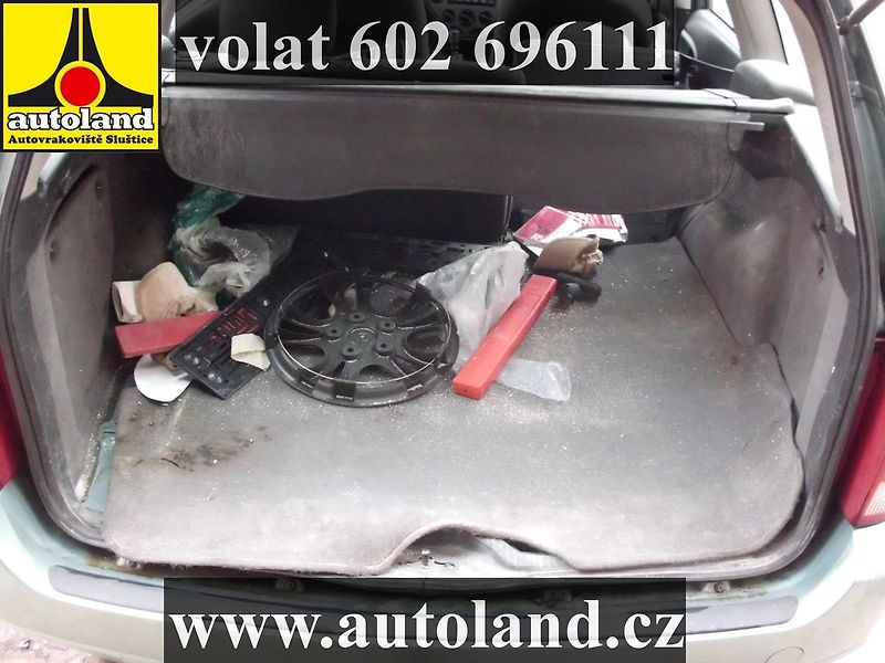 Ford Focus (2000) VOLAT 602 696111 - fotka 5 z 9