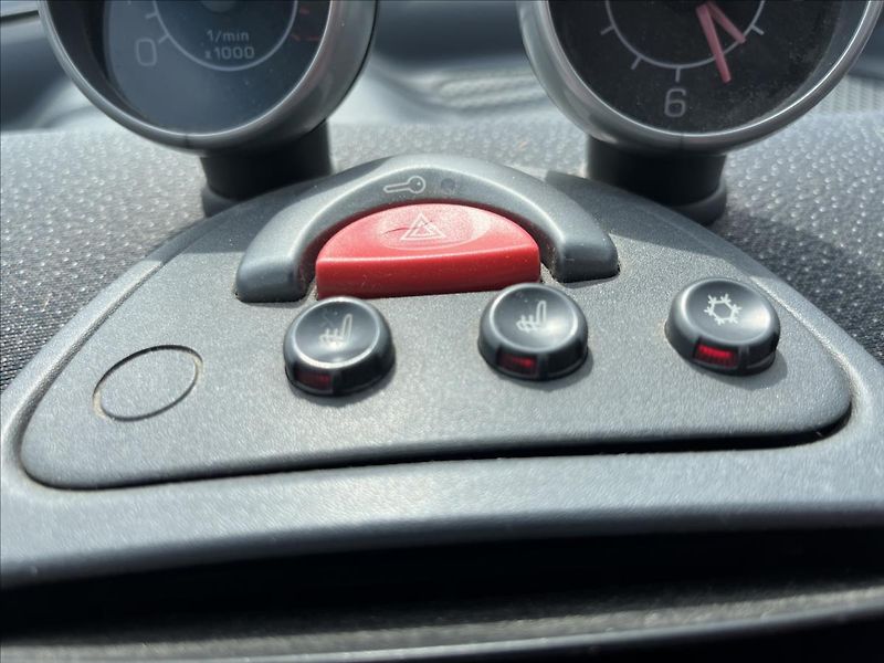 Smart Fortwo 0,7 i CABRIO PASSION KLIMA - fotka 25 z 25