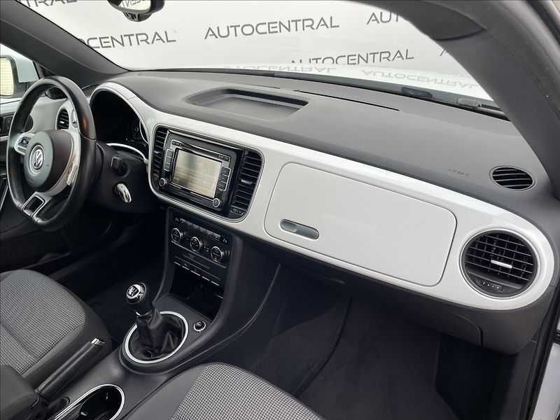 Volkswagen New Beetle 2,0 TDi,103kW,STK 10/28 - fotka 20 z 24