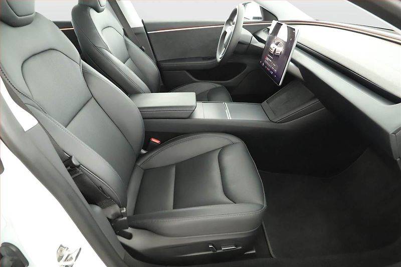 Tesla Model 3 (2024) Long Range 4WD 79kWh, SoH 89% - fotka 7 z 21