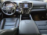 RAM 1500 (2020) LARAMIE 5.7HEMI  - náhled 14