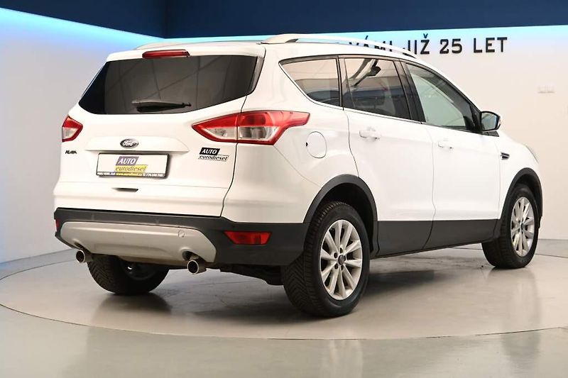 Ford Kuga (2015) 2.0 4x4 TITANIUM TDCi - fotka 5 z 26