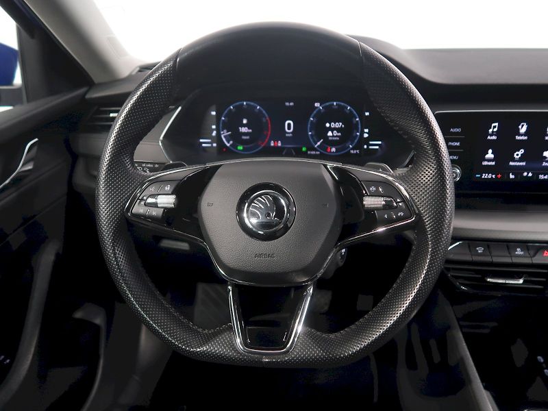 Škoda Octavia (2021) AMBITION 2.0TSI 140KW 4x4 DSG - fotka 16 z 34