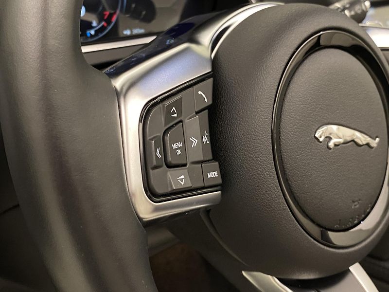 Jaguar F-Type P300 AUT CZ - fotka 17 z 47