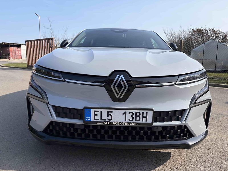 Renault Mégane (2023) E-Tech Ev60 220k Techno Optim - fotka 7 z 28
