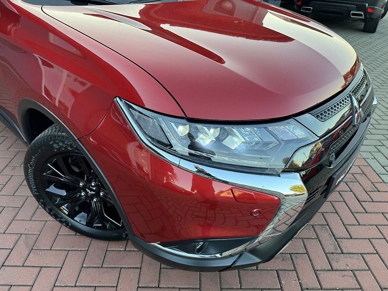 Mitsubishi Outlander (2019) 2.0i Mivec AWD Automat LED - fotka 37 z 48