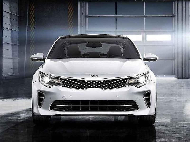 Kia Optima GT.