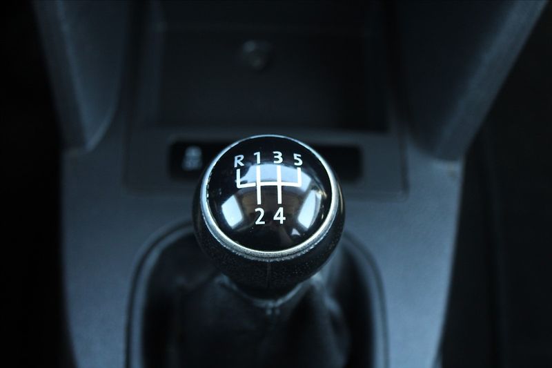 Volkswagen Caddy 1,6 MPI  MAXI,7.MÍST,LPG - fotka 21 z 33