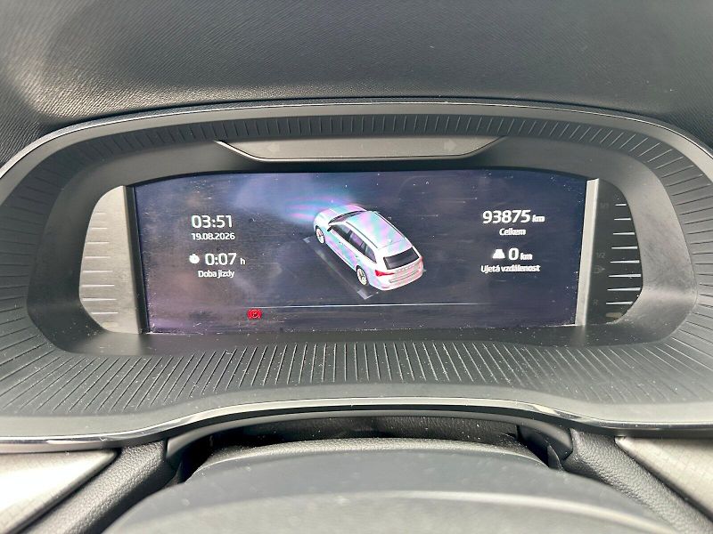 Škoda Octavia (2023) 2.0 TDI 85kW Ambition Combi - fotka 13 z 22