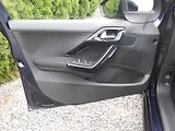 Peugeot 208 NAVIGACE,CHROM,LED!! - náhled 25