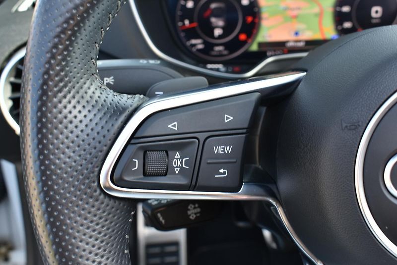 Audi TT 1.8TFSI S-Line Cabrio,B&O - fotka 40 z 50