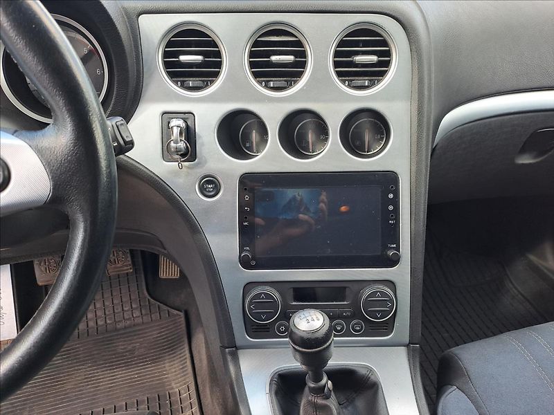 Alfa Romeo 159 1,9 JTD - fotka 12 z 13