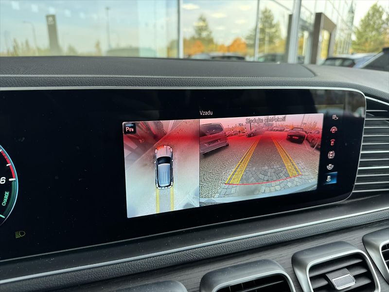 Mercedes-Benz GLE 350de 4MATIC - fotka 34 z 34