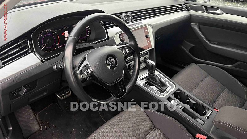Volkswagen Passat (2019) 2.0TDi, DSG - fotka 3 z 3