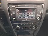 Škoda Octavia (2011) 2.0 TDI, Xenony, Tempomat - náhled 12