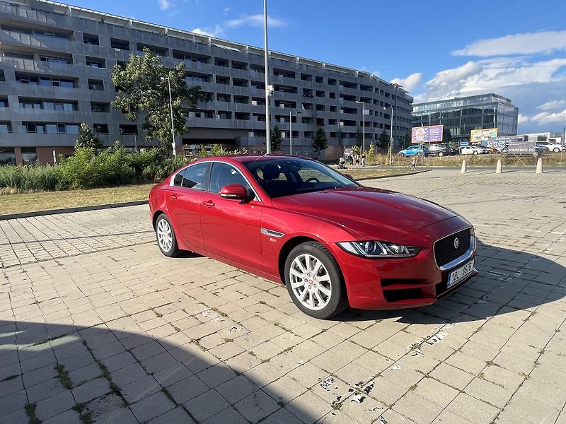 Jaguar XE (2016) Jaguar XE - fotka 1 z 14