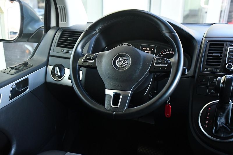 Volkswagen Multivan 2.0TDi ČR 7.MÍST TAŽNÉ M.TOP - fotka 6 z 38
