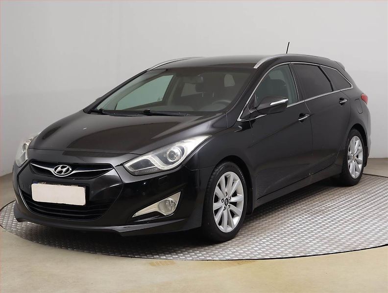 Hyundai i40 (2012) 1.7 CRDi, ČR,1.maj, Serv.kniha - fotka 2 z 18
