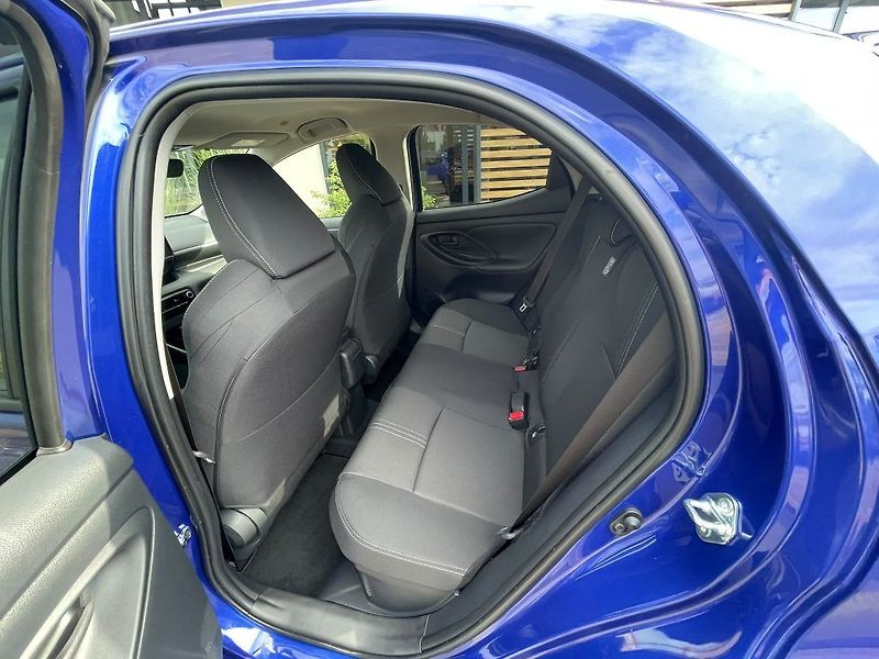 Toyota Yaris 1.5 Hybrid 116K Style - fotka 23 z 28
