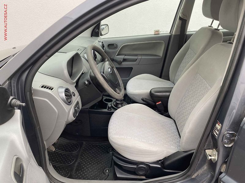 Ford Fusion (2005) 1.4 i, 2.maj,ČR, AC - fotka 9 z 14