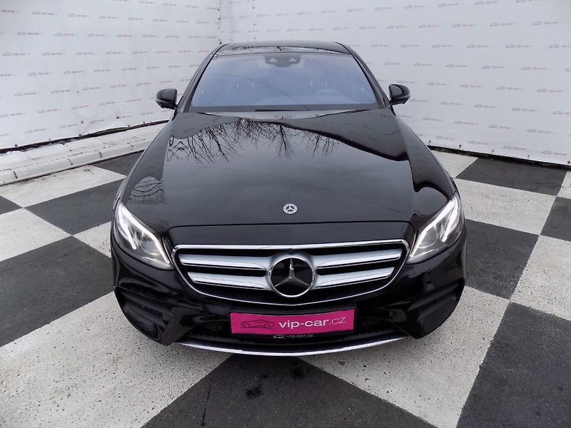 Mercedes-Benz Třídy E (2018) 350d/AMG Line/4-Matic/LED/ - fotka 4 z 45