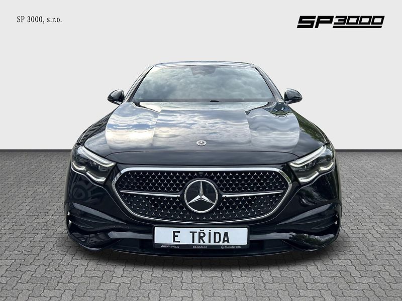 Mercedes-Benz Třídy E E 220d 4Matic AMG - fotka 2 z 28