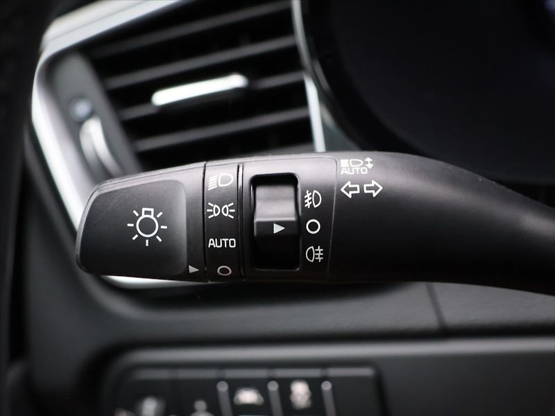 Kia XCeed 1,5 T-GDI 118kW Top CZ - fotka 19 z 32