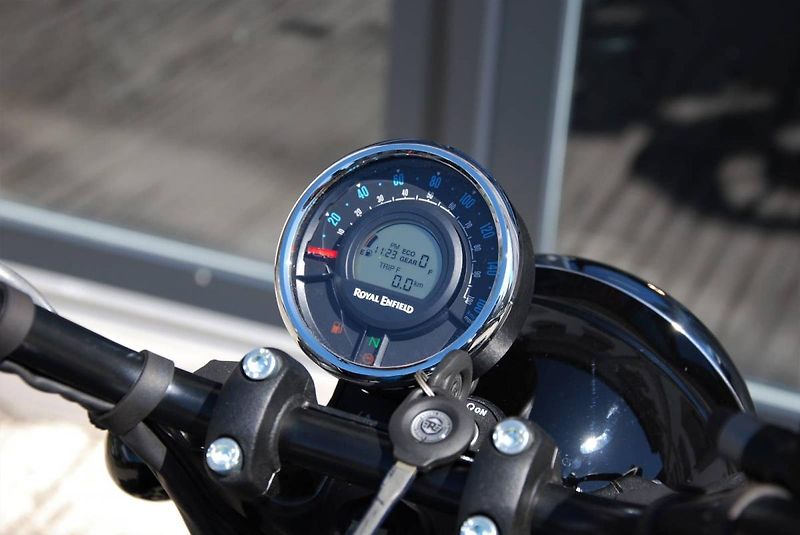 Royal Enfield Meteor 350 (2026) 350 Meteor BLUE - fotka 18 z 25