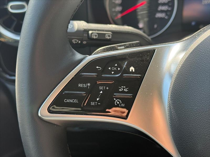 Mercedes-Benz Vito 2,0 116 CDI / Tourer Select / - fotka 16 z 21