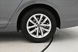Volkswagen Passat 2,0 TDI 110 kW DSG Business Zá - náhled 32