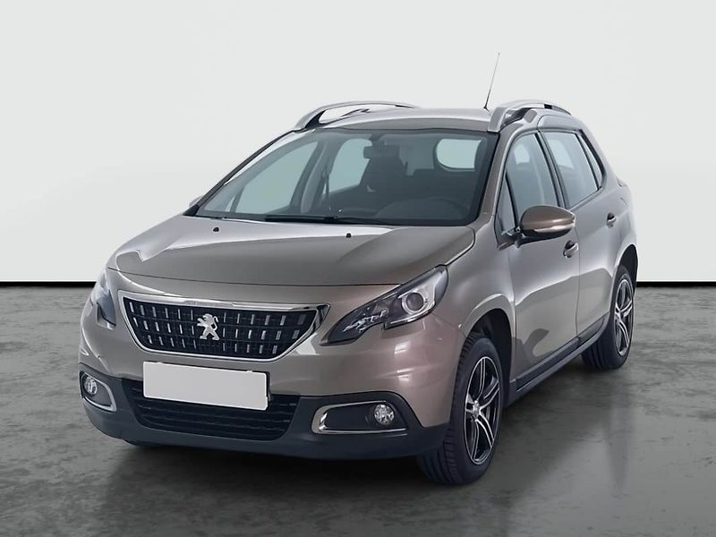 Peugeot 2008 (2017) 1.2 PureTech, ČR,1.maj - fotka 2 z 17