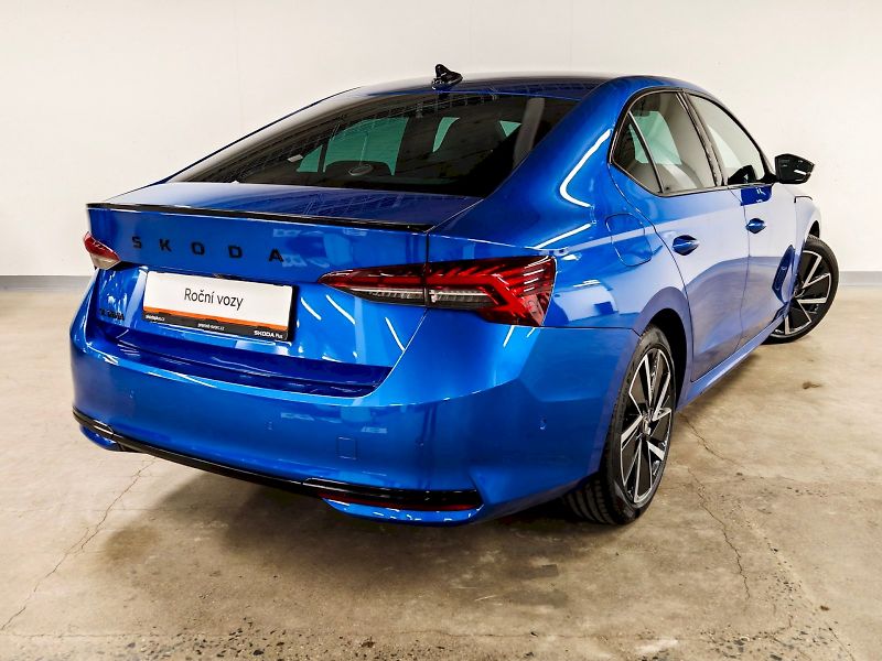 Škoda Octavia (2025) 1.5 TSI 110 kW Sportline - fotka 2 z 32