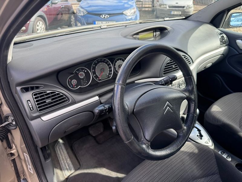 Citroën C5 (2008) AUTOMAT 2,0i 103 KW STK - fotka 17 z 48