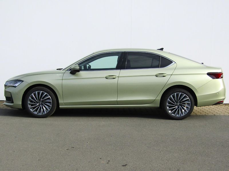Škoda Superb (2026) L&K 2.0 TDI 110 kW DSG - fotka 3 z 30