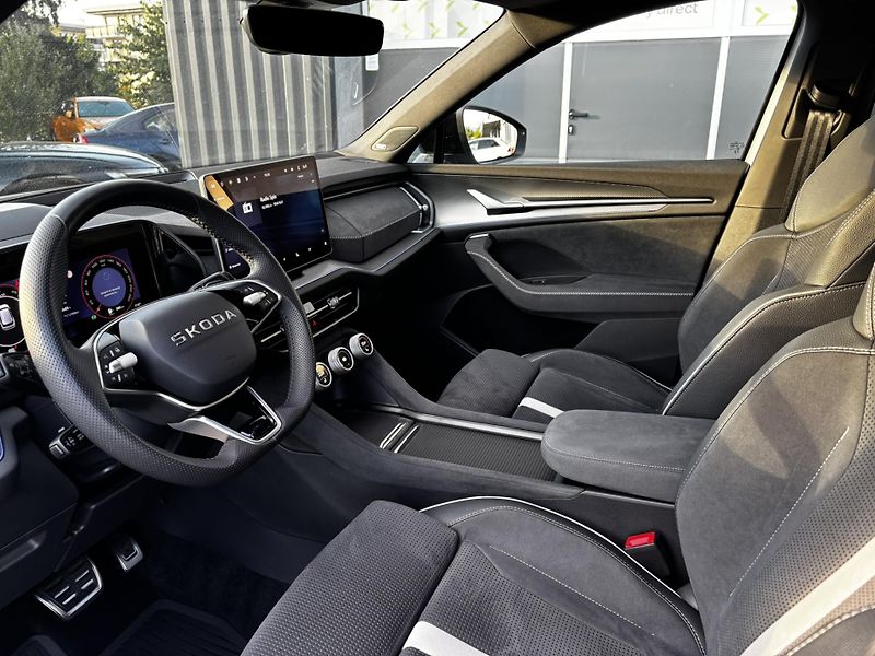 Škoda Kodiaq (2025) Sportline 2.0 TDI (142 kW) 4WD - fotka 11 z 13