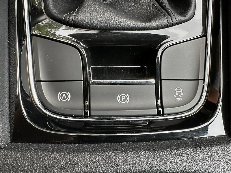 Škoda Karoq 1,6 TDI 85kW STYLE CZ-SERVIS!! - fotka 28 z 42