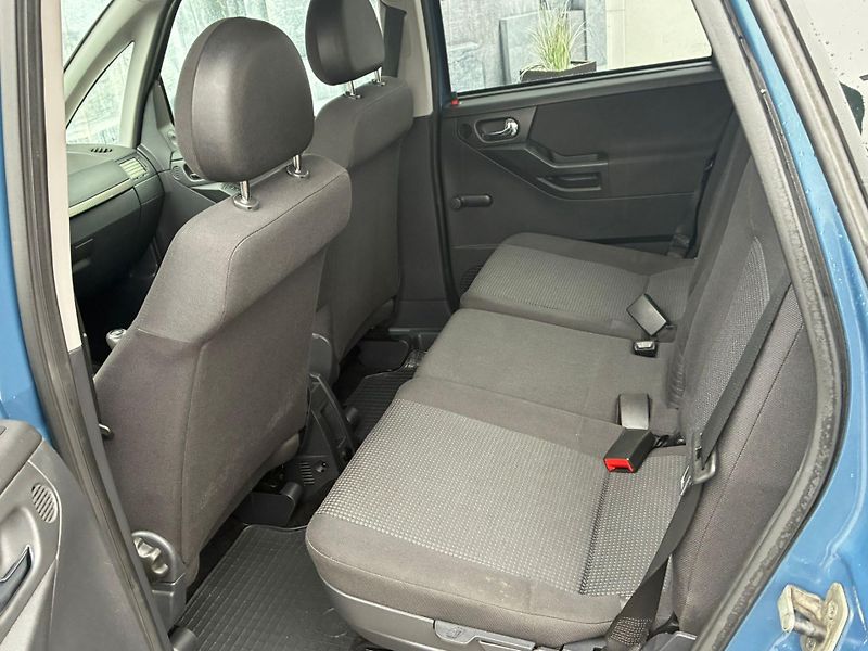 Opel Meriva (2007) 1.7CDTi, 92KW - fotka 18 z 24