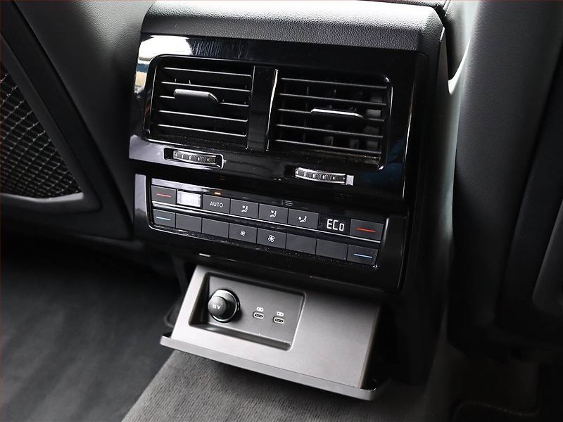 Volkswagen Touareg (2020) 3.0 TDI - fotka 22 z 24