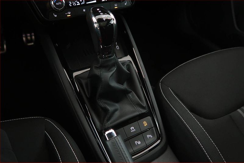 Škoda Kamiq (2024) Monte Carlo 1.5 TSI - fotka 13 z 21