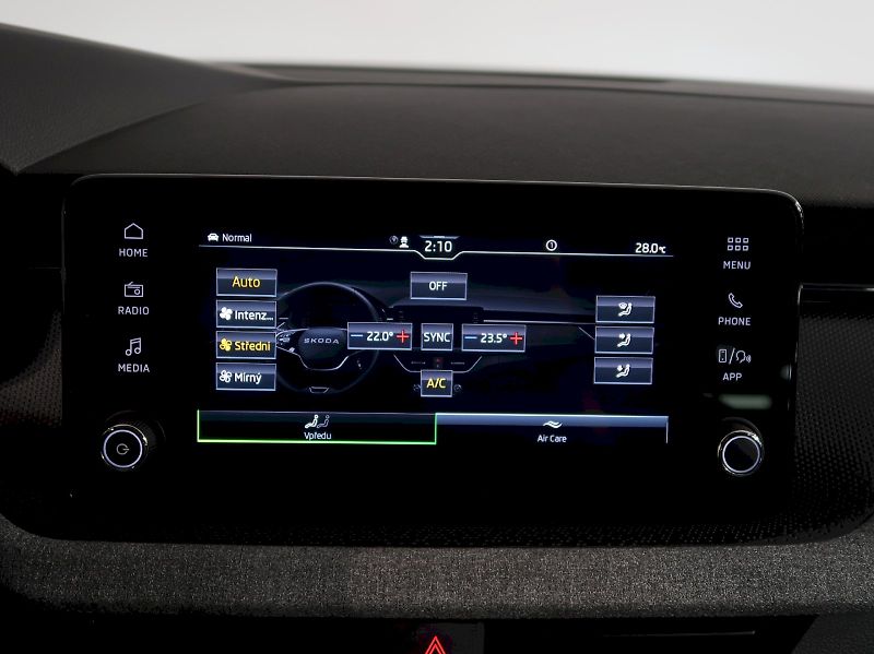 Škoda Kamiq (2026) SELECTION 1.0TSI 85KW - fotka 27 z 40